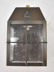 Hinkley Nantucket Small Wall Mounted Lantern Aged Brass Finish Clear Seedy Glass - Picture 1 of 8