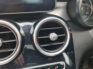 Salpicadero delantero derecho Mercedes Clase C W205 C350e 2016 ventilación de aire central - Imagen 1 de 18
