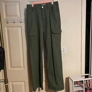 NWOT Womens Altar’d State Straight Leg Cargo Pants Forest Green Size M (29-30 W)