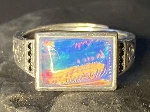 Anillo de plata de ley ajustable ópalo azul púrpura macizo hecho a mano en Australia - Imagen 1 de 10