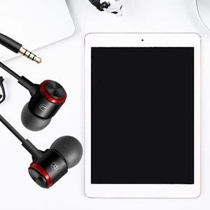 Wired Headphones With Microphone Noise Cancelling In Ear Headphones Earphones - Picture 1 of 11