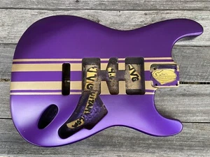 STRAT BODY RELIC ANNI 60 ThinSkinLacquer VIOLA MEZZANOTTE Z/28 LEGNO DI ONTANO JVGuitars - Foto 1 di 15