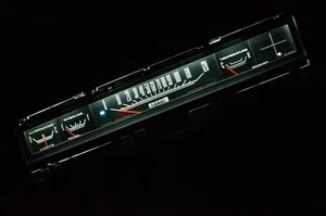 🚨1968 69 70 MOPAR ROAD RUNNER/ SATELLITE STANDARD DASH CLUSTER GAUGES . - Foto 1 di 8