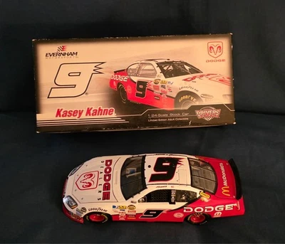 Cargador Dodge Dealers Kasey Kahne #9 2007 (edición limitada)-100 % para caridad Foto 1 de 4
