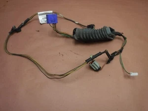 Jeep  Liberty KJ 2005  Rear  Driver  Power  Door Wiring Harness - Picture 1 of 3