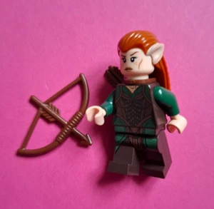 Lego The Hobbit: Tauriel (lor034) Minifigure with Bow & Arrow FREE P&P - Picture 1 of 4