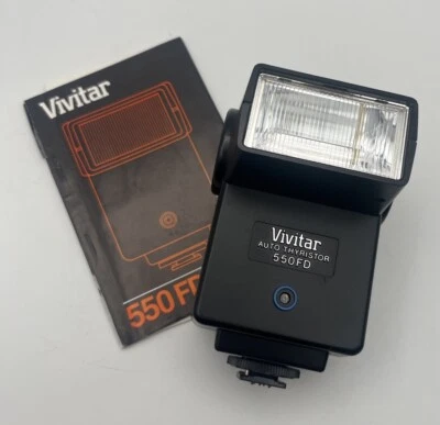 Vivitar 550FD Auto Thyristor Shoe Mount Flash Gun Minolta Pentax  - For Repair - Image 1 of 4