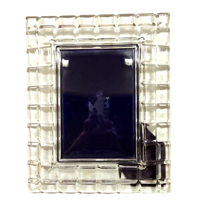 Mikasa Clear Geometric Cubed Glass 5 x 7 Photo Picture Frame - Image 1 of 4