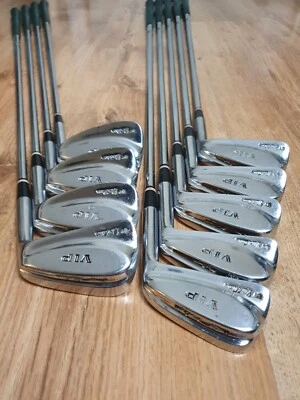 MacGregor VIP By Jack Nicklaus Split sole Iron Set 2-10 S - Image 1 of 4