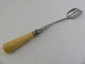 (ref288CG) Antique Stilton Scoop Bovine Cattle Bone Handle Silver Plated - Imagen 1 de 6