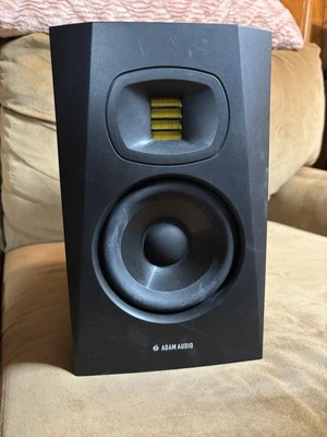 Adam Audio T5V 5" Active Studio Monitor - Image 1 of 4