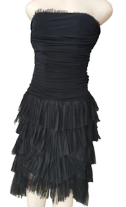 Vestido para mujer BCBGMAXAZRIA de tul de cóctel acanalado en capas sin tirantes negro talla L - Imagen 1 de 10