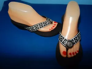 Lindsey Phillips Black Switch Flops Wedge Sandals - 7 - Picture 1 of 6