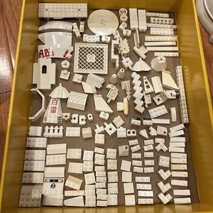 Lego lots 100+ pieces White Color - Picture 1 of 7