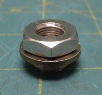 Stainless Steel 1/8"-27 Female NPT x 1/2"-20 Male SAE Bulkhead w/ Washer Fitting - Image 1 of 4