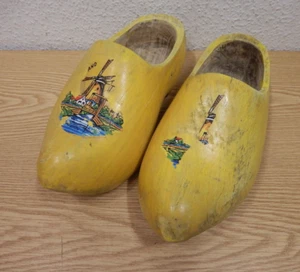 Ancienne Clogs Bois Jaune Pays-Bas Moulins Déco - Imagen 1 de 4