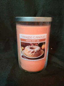 NEW - Yankee Candle "Pumpkin Bundt Cake" Large 22 oz. 2 wick RARE - Picture 1 of 7