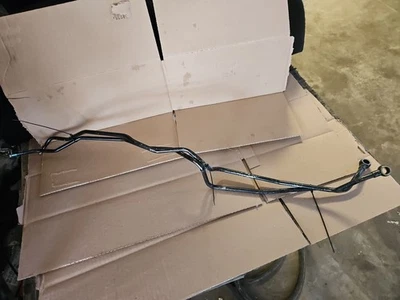 03-06 Líneas de enfriador de aceite de transmisión Nissan 350z Infiniti G35 VQ35DE 21621-AM601 Foto 1 de 4