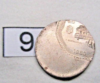 ERROR COIN 5 PESOS QUETZALCOACTL 1980 FROM MEXICO. - Image 1 of 3