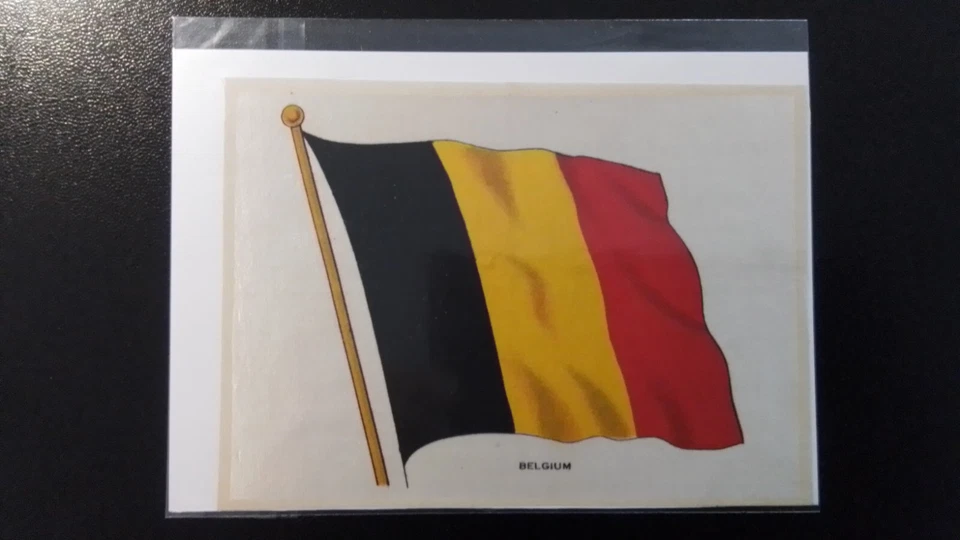 GODFREY PHILLIPS  SILKS.  NATIONAL FLAGS,  BELGIUM, 163mm X 117mm, LARGE. - Image 1 of 1