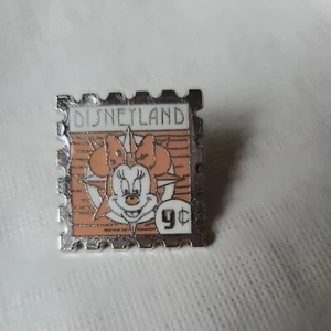 Minnie Mouse Disneyland Briefmarke Disney Trading Pin 9 Cent - Bild 1 von 1