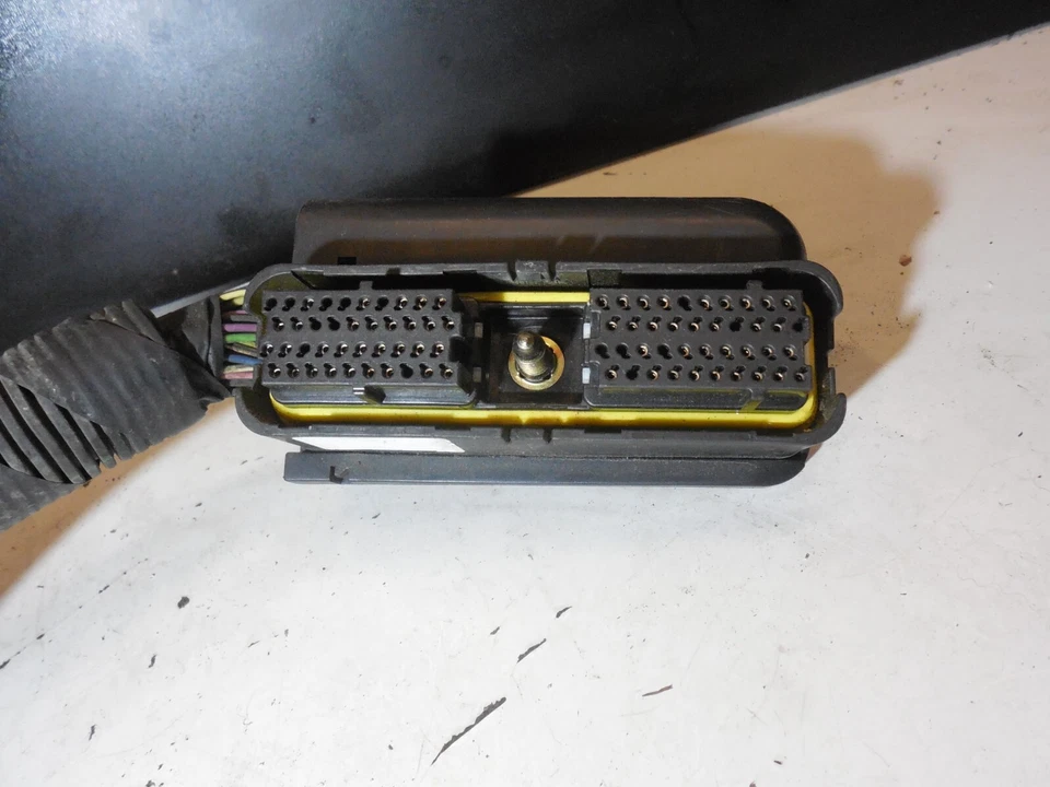 31线ECU模块连接器线束尾塞00-02土星SC2 SC1 SL1 SL2 — 第 1/4 张图片