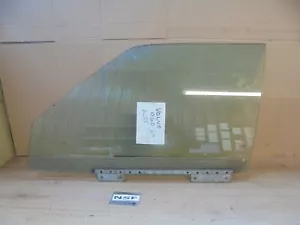 VOLVO 940 1995 NEARSIDE PASSENGER SIDE FRONT DOOR WINDOW GLASS - Picture 1 of 1
