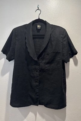 Blusa De Colección Oleg Cassini Lino Negra Festoneada Botón Delantero Manga Corta Foto 1 de 4