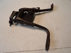 Yamaha QT50 Stand, Main 3L5-27111-02-00 - Picture 1 of 7