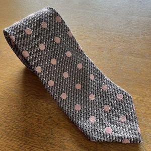 Extremely Rare Tomford Gray Pink Dotted Tie Silk100 Thick - Picture 1 of 10