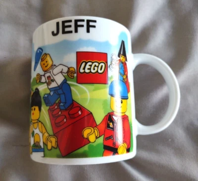 Кофейная кружка LEGO Minifigure Mall of America JEFF 3 1/2 дюйма x 3 дюйма 2006 г. - Изображение 1 из 4