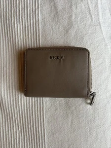 New With Tag Leather DKNY Zip Around Wallet With Built-in Coin Purse Beige Taupe - Picture 1 of 5