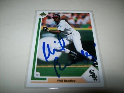 1991 UPPER DECK PHIL BRADLEY AUTOGRAPH SIGNED AUTO #641 CHICAGO WHITE SOX - Image 1 of 2