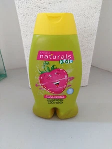 Avon Naturals Kids Body Wash and Bubble Bath - Picture 1 of 8