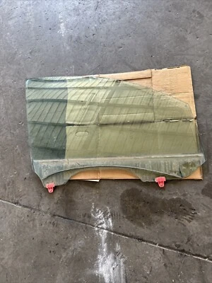 04-07 Nissan Titan Armada Doble Cabina Puerta Delantera Derecha Ventana Vidrio 80300-7S000 Foto 1 de 4