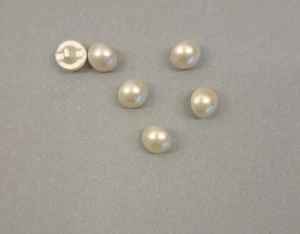6x 10mm Nacré Rond Boutons pour Loisirs Créatifs (Comme Imaged) - Picture 1 of 1