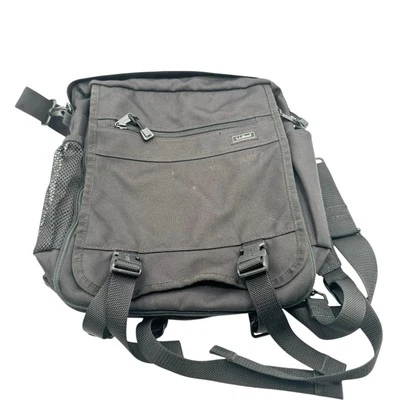 L.L. Mochila utilitaria acolchada para computadora Bean negra Foto 1 de 4