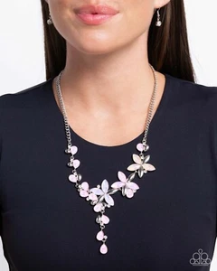 Paparazzi Jewelry Accessories - Vibrant Valley - Pink Necklace - NEW!! - Picture 1 of 6