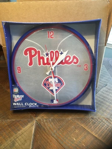 PHILADELPHIA PHILLIES MLB FAN CAVE 12" ROUND WALL CLOCK Cover