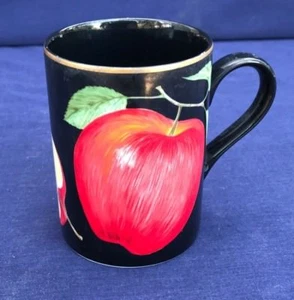 Vintage Fitz & Floyd Fine Porcelain Coffee Mug Cup Japan 410 Apples on Black - Picture 1 of 3
