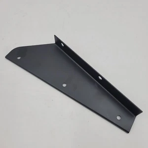 Land Rover Defender 1987 - 2006 Bracket-front RH mudflap retention MTC3000 - Picture 1 of 3