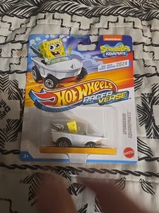 Hot Wheels Racer Verse SpongeBob Squarepants - Picture 1 of 2