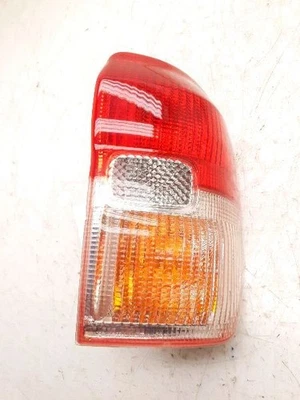 01-03 TOYOTA RAV 4 ПАССАЖИРСКОЙ СТОРОНЕ ЗАДНИЙ ПРАВЫЙ ЗАДНИЙ ФОНАРЬ В СБОРЕ  - Изображение 1 из 4