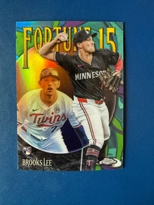 2025 Topps Chrome Brooks Lee Fortune 15 RC Rookie #F15-14 Twins Baseball MLB - Foto 1 di 2