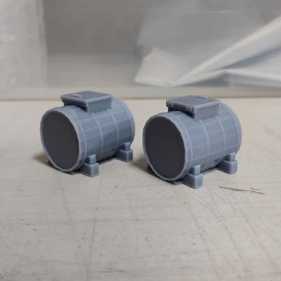 On30/On18 5.5ft WOOD TANKS. *PAIR*. For use w/ flats or underframes. Resin. NEW! - Image 1 of 3