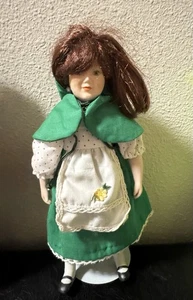 Danbury Mint Aileen Representing Ireland Porcelain Doll W/ Stand In Original Box - Picture 1 of 3