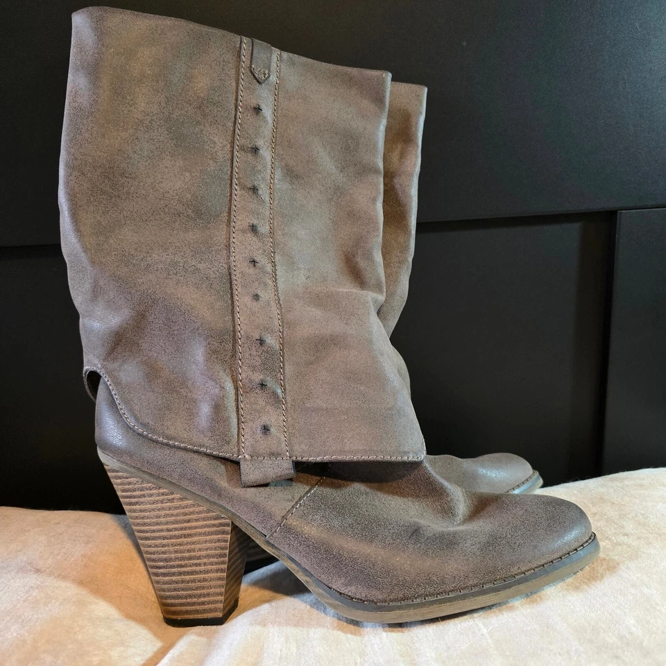 MIA brown faux leather mid calf pull on boots chunky heel fold over stud size 10 - Image 1 of 4