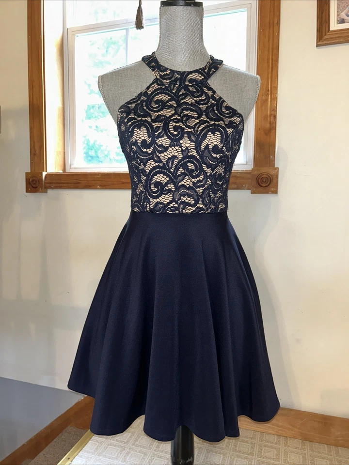 Vestido patinador junior para mujer B. Darlin encaje cuello halter azul marino talla 3/4 regreso a casa Foto 1 de 4