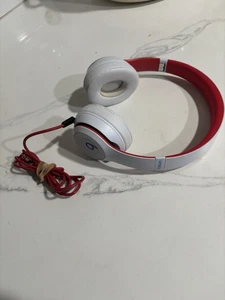 Beats by Dr. Dre Solo3 Wireless On-Ear Kopfhörer Limited Club Edition Weiß Rot - Bild 1 von 13