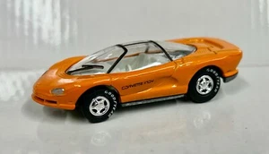 Pneumatici Johnny Lightning 1996 Classic Corvettes Orange 1996 Indy Corvette RR - Foto 1 di 10